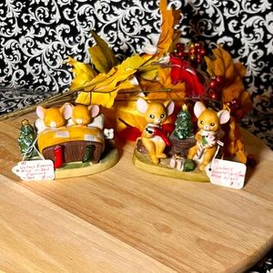 1999 vintage Christmas  small  sculptures